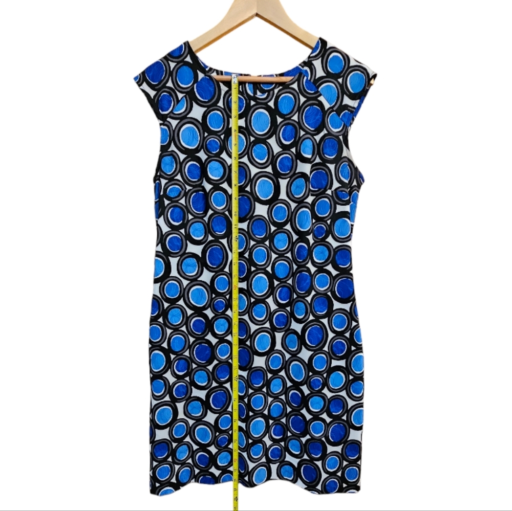 AB Studio Dress. Blue black white, pockets, back zipper. Knee length.